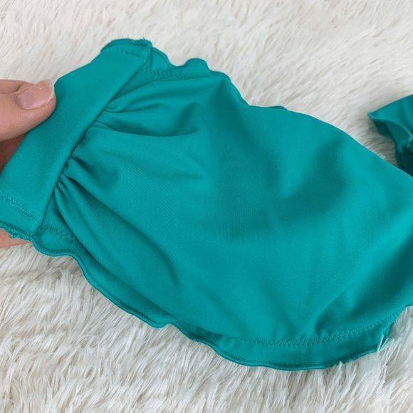 NEW Women's Small Victoria's Secret Bikini Top Swimsuit Bathing Suit Blue Aqua - Picture 3 of 8